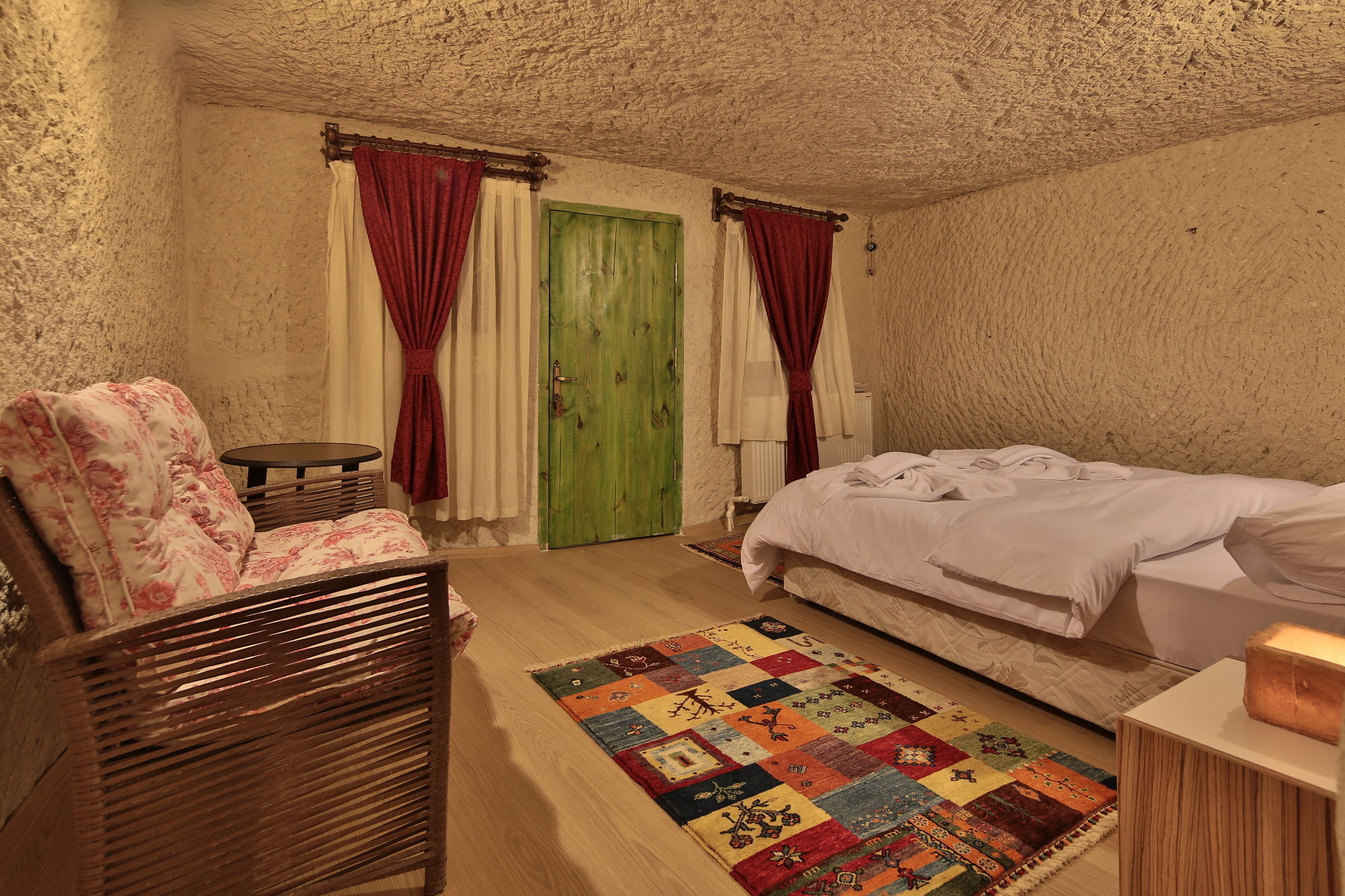 Mia Cappadocia Cave Hotel Goreme Exterior photo