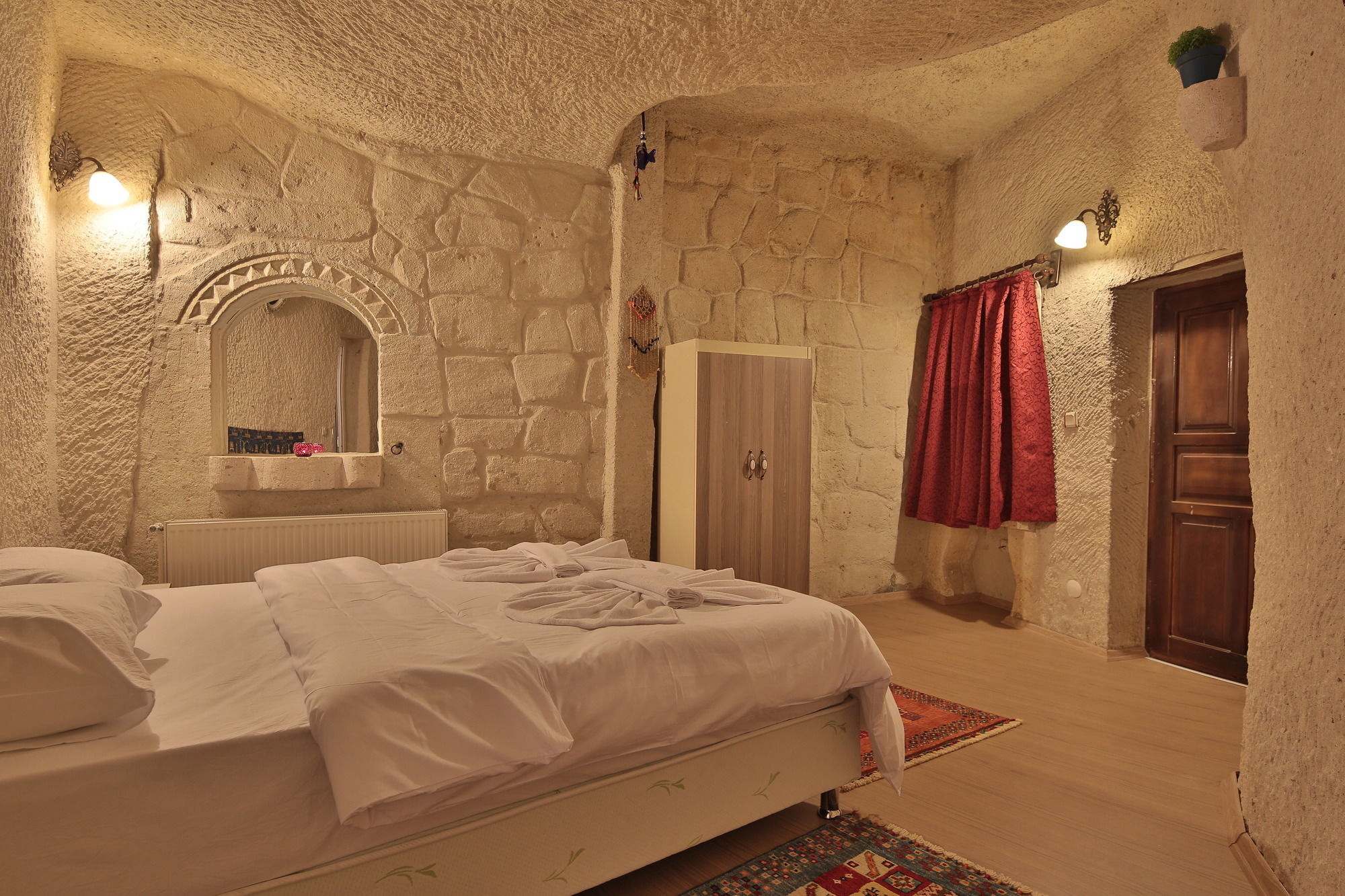 Mia Cappadocia Cave Hotel Goreme Exterior photo